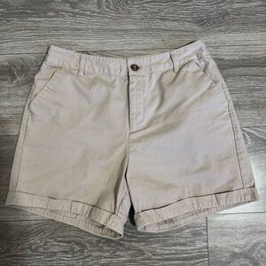 Forever 21 Women Beige‎ Zippered Trousers Cotton Pocketed Shorts Size M